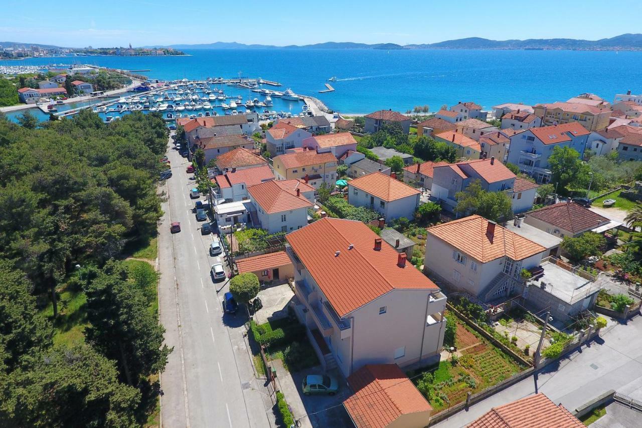Apartments Meri-Puntamika Zadar Exteriör bild
